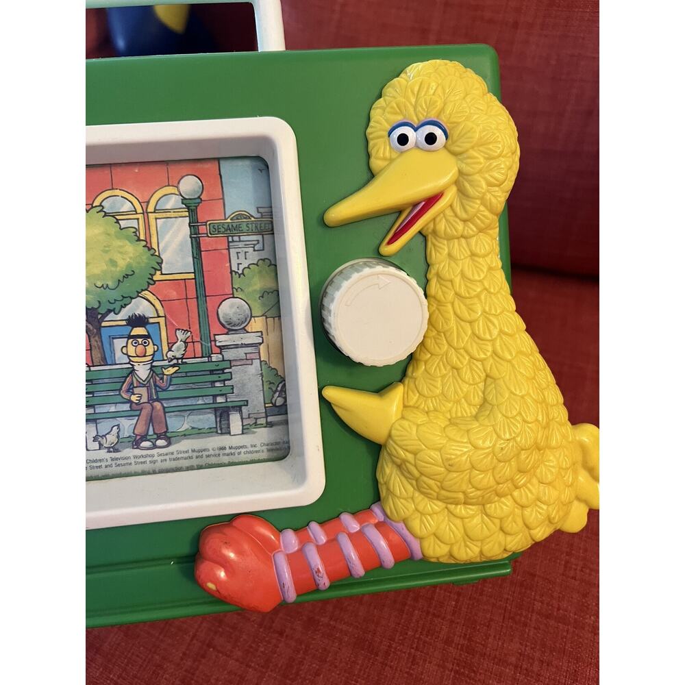 Vintage Sesame Street Musical TV Toy - Picture 4 of 6